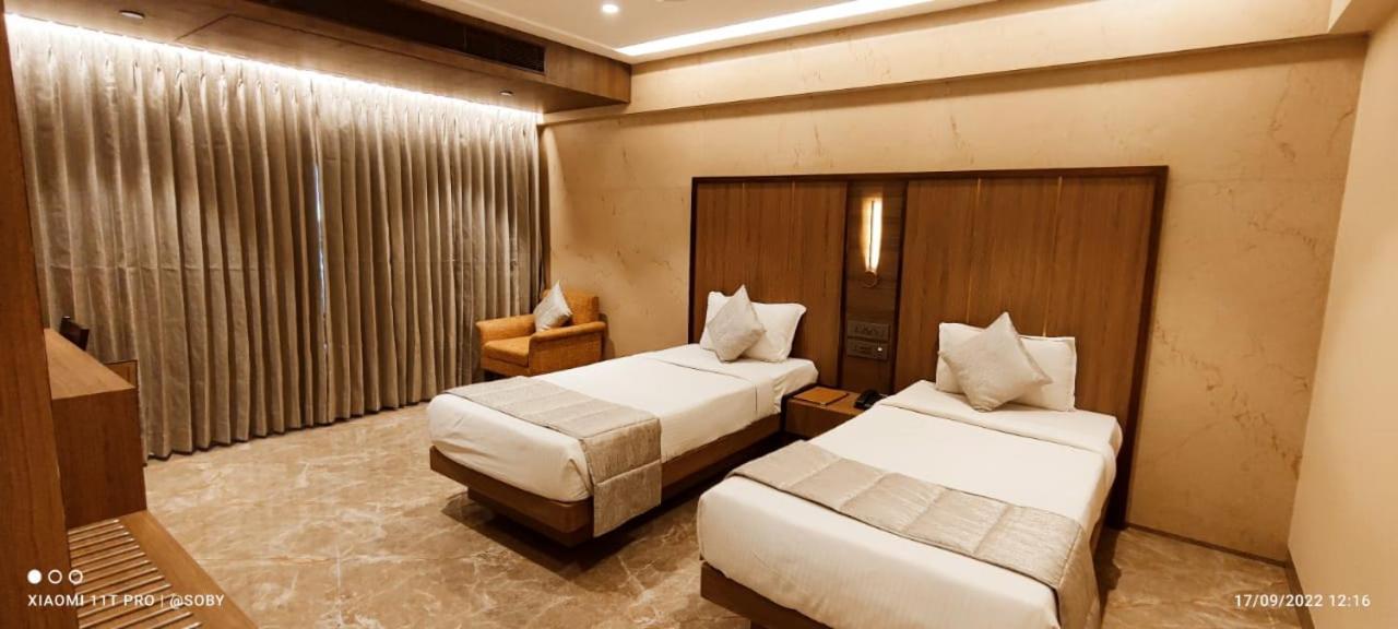 Hotel Archana Residency مومباي المظهر الخارجي الصورة
