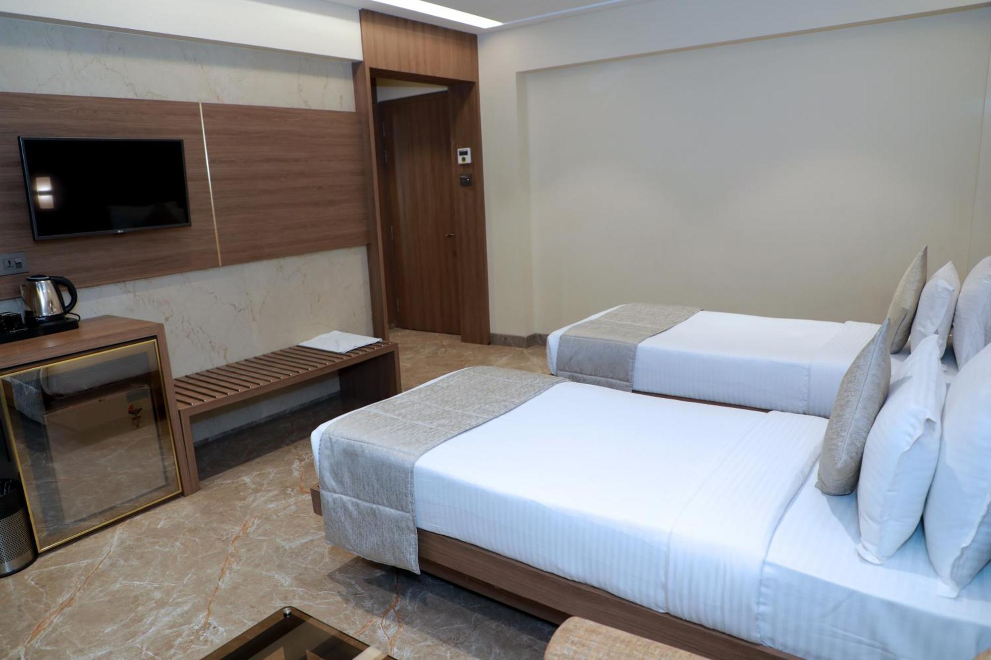 Hotel Archana Residency مومباي المظهر الخارجي الصورة