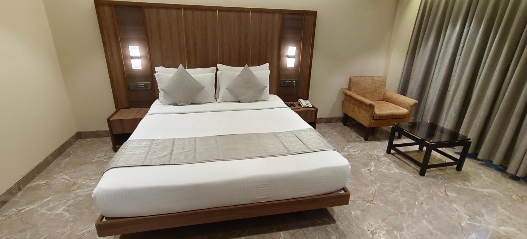 Hotel Archana Residency مومباي المظهر الخارجي الصورة