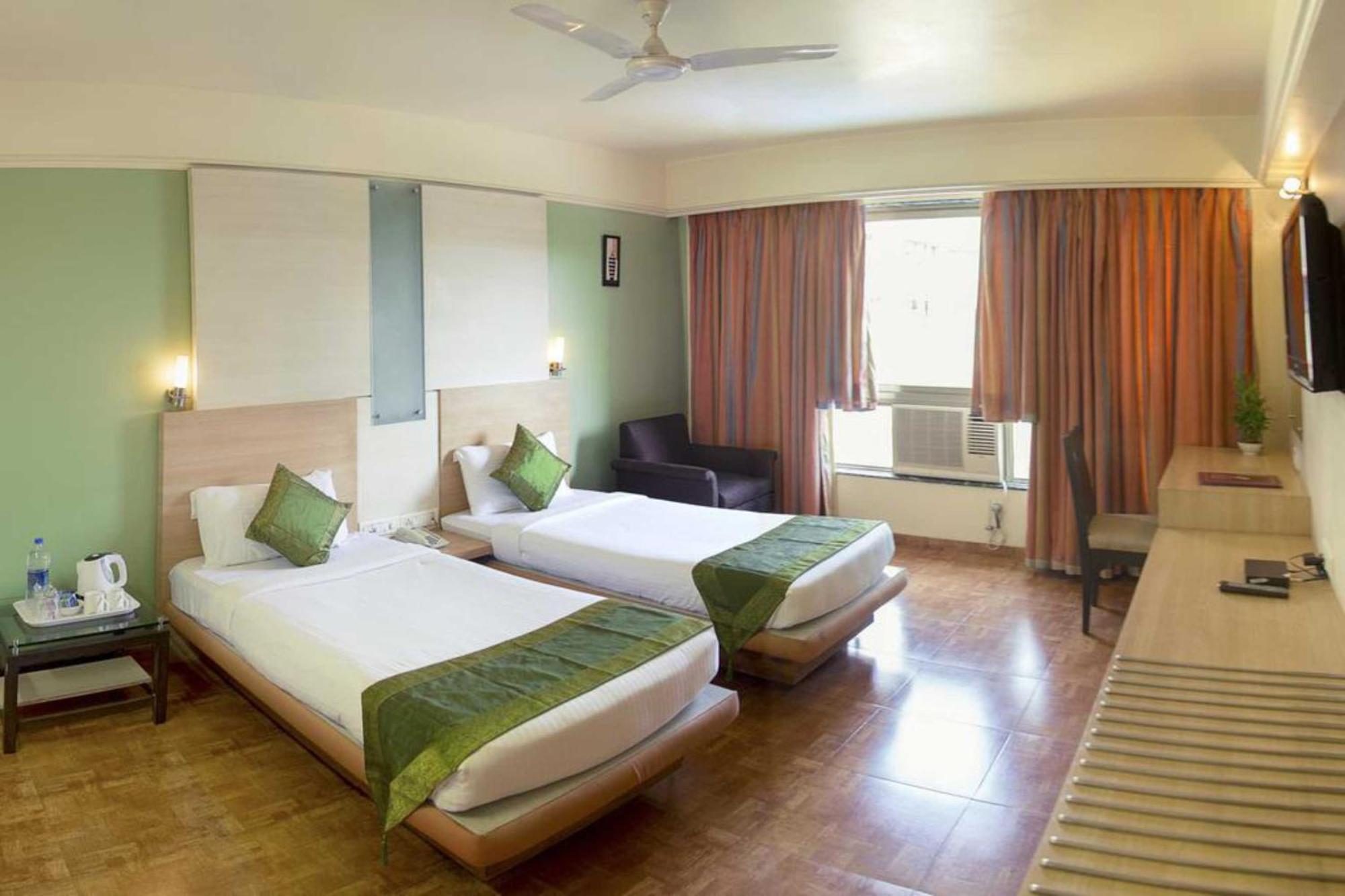 Hotel Archana Residency مومباي المظهر الخارجي الصورة